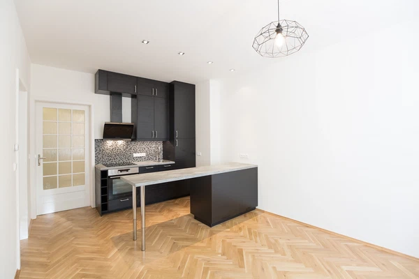 Čajkovského, Žižkov - Prague 3 | Rent, Apartment, One-bedroom (2+kk), 47 m²