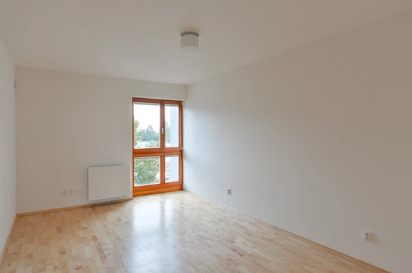 Na Hřebenech II, Podolí - Prague 4 | Rent, Apartment, Three-bedroom (4+kk), 131 m²