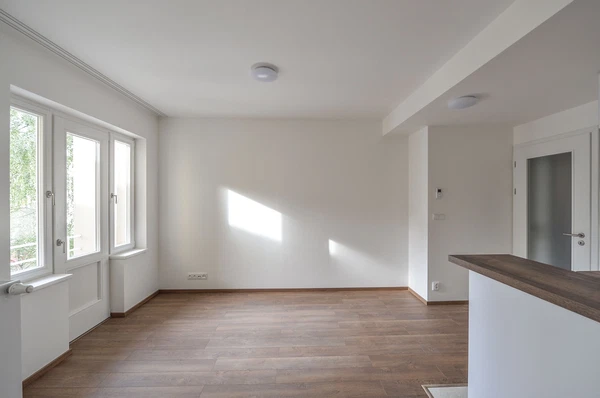 Řipská, Vinohrady - Praha 3 | Pronájem, Byt, 1+kk, 27 m²