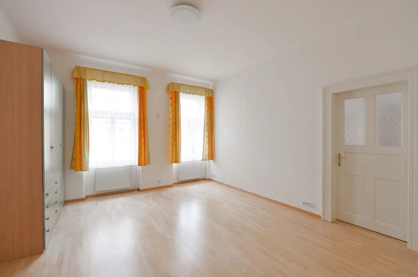 Jana Zajíce, Bubeneč - Prague 7 | Rent, Apartment, Three-bedroom (4+1), 172 m²