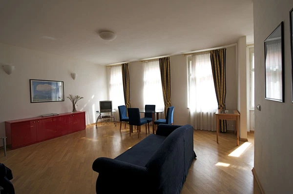 Kamenická, Holešovice - Prague 7 | Rent, Apartment, One-bedroom (2+kk), 69 m²