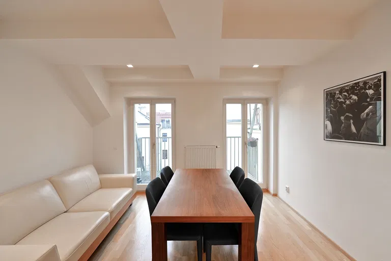 V Lesíčku, Smíchov - Praha 5 | Pronájem, Byt, 2+kk, 98 m²