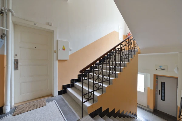 Verdunská, Bubeneč - Prague 6 | Sale, Apartment, Two-bedroom (3+kk), 87 m²