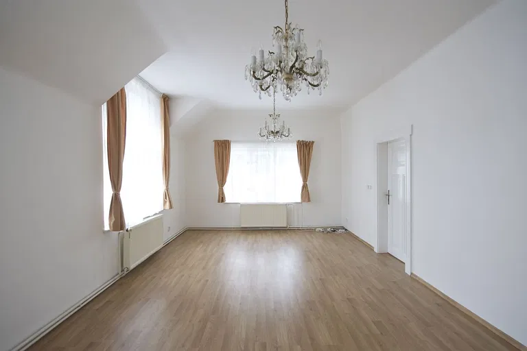 Heineho, Bubeneč - Praha 6 | Pronájem, Byt, 4+1, 148 m²