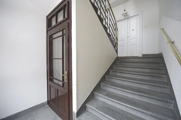 Heineho, Bubeneč - Prague 6 | Rent, Apartment, Three-bedroom (4+1), 140 m²