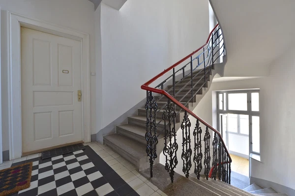 Čechova, Bubeneč - Prague 7 | Sale, Apartment, Two-bedroom (3+1), 91 m²