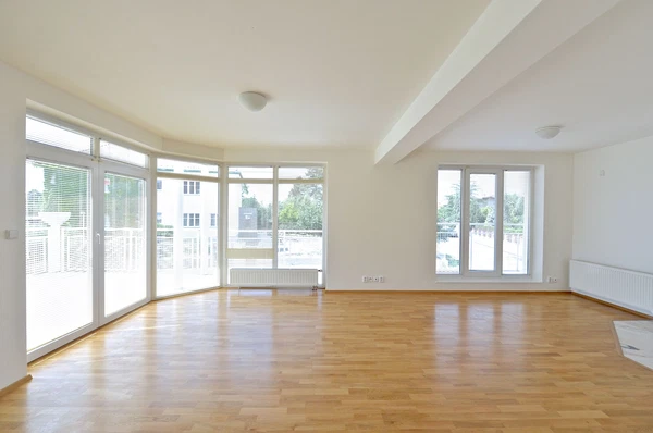 U nás, Braník - Prague 4 | Rent, House, Five-bedroom (6+1)