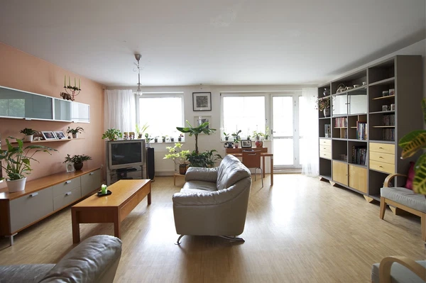 K Zahrádkám, Stodůlky - Prague 5 | Rent, House, Three-bedroom (4+kk)