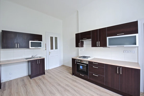 Korunovační, Bubeneč - Prague 7 | Rent, Apartment, Two-bedroom (3+1), 104 m²