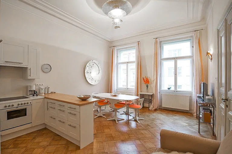 Čelakovského sady, Vinohrady - Praha 2 | Prenájom, Byt, 2-izbový, 95 m²