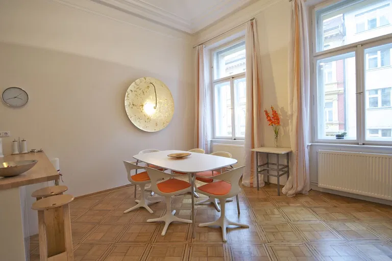 Čelakovského sady, Vinohrady - Praha 2 | Prenájom, Byt, 2-izbový, 95 m²