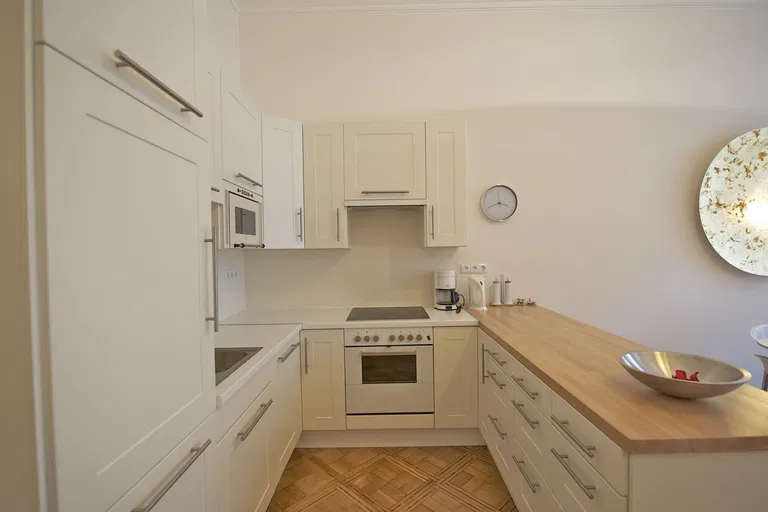 Čelakovského sady, Vinohrady - Praha 2 | Prenájom, Byt, 2-izbový, 95 m²