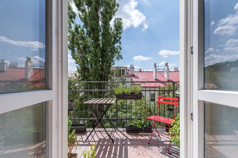 Lyčkovo náměstí, Karlín - Prague 8 | Sale, Apartment, Studio (1+kk), 46 m²