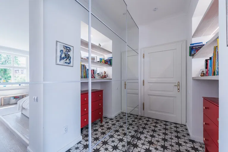 Lyčkovo náměstí, Karlín - Prague 8 | Sale, Apartment, Studio (1+kk), 46 m²