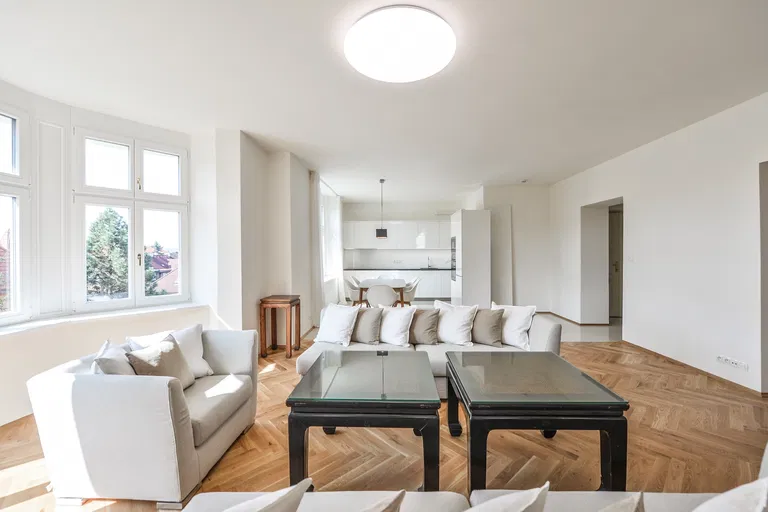 Hradešínská, Vinohrady - Praha 10 | Prenájom, Byt, 4-izbový, 130 m²