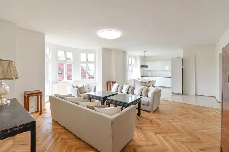 Hradešínská, Vinohrady - Praha 10 | Prenájom, Byt, 4-izbový, 130 m²