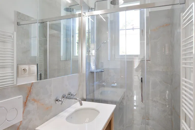 Hradešínská, Vinohrady - Praha 10 | Prenájom, Byt, 4-izbový, 130 m²