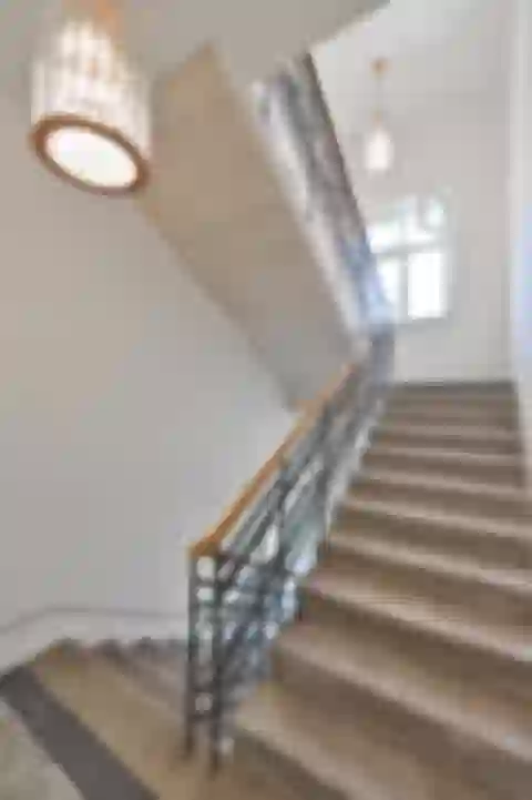 Hradešínská, Vinohrady - Prague 10 | Rent, Apartment, Three-bedroom (4+kk), 130 m²