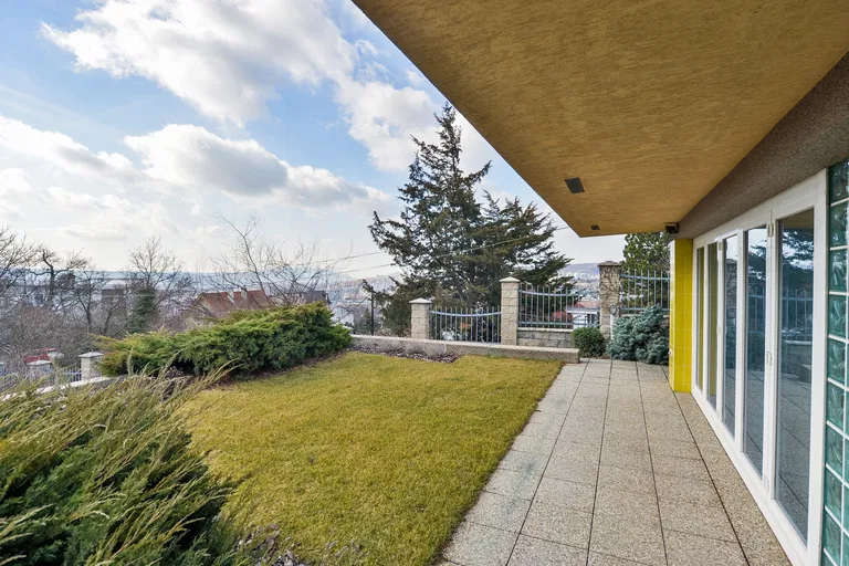 Hrebendova, Staré Mesto - Bratislava I | Rent, House, Four-bedroom (5+kk), 630 m²