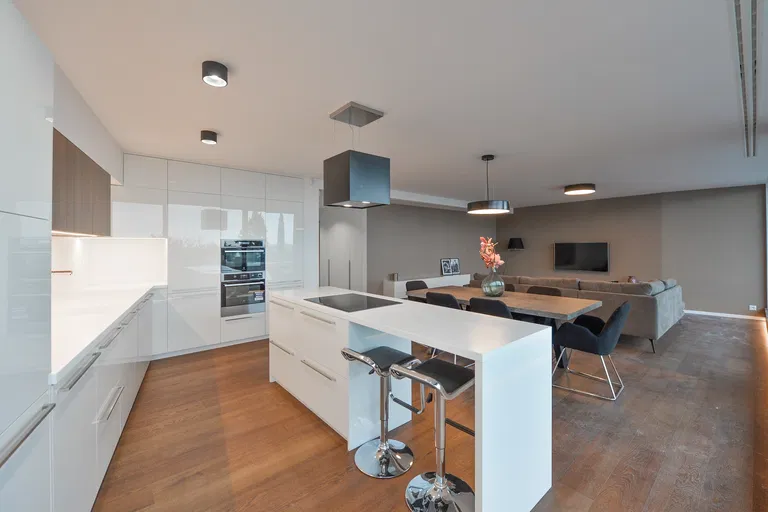 Na Štyridsiatku, Staré Mesto - Bratislava I | Prenájom, Byt, 3-izbový, 175 m²
