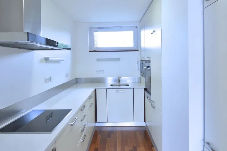 Italská, Vinohrady - Praha 2 | Prenájom, Byt, 4-izbový, 146 m²