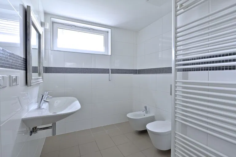 Italská, Vinohrady - Praha 2 | Prenájom, Byt, 4-izbový, 146 m²