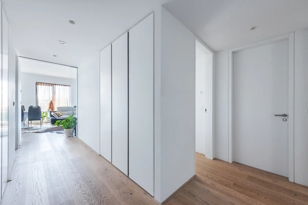 U Laboratoře, Střešovice - Prague 6 | Rent, Apartment, Three-bedroom (4+kk), 97 m²