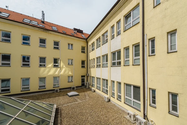 Obchodná, Staré Mesto - Bratislava I | Sale, Apartment, One-bedroom (2+1), 81 m²