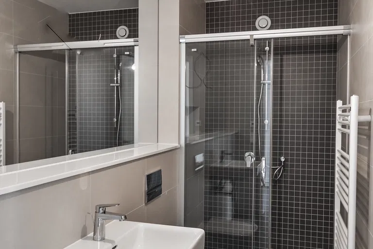V Šáreckém údolí, Dejvice - Prague 6 | Rent, House, Four-bedroom (5+kk), 230 m²