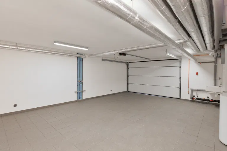 V Šáreckém údolí, Dejvice - Prague 6 | Rent, House, Four-bedroom (5+kk), 230 m²