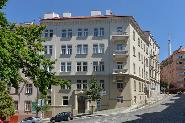 U Rajské zahrady, Žižkov - Prague 3 | Sale, Apartment, Two-bedroom (3+kk), 110 m²