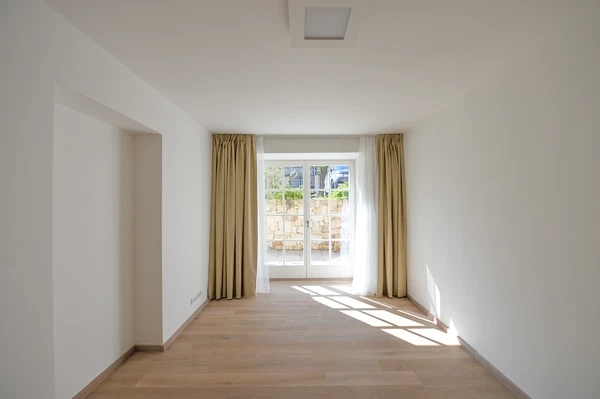 Štursova, Bubeneč - Prague 6 | Rent, Apartment, Three-bedroom (4+kk), 135 m²