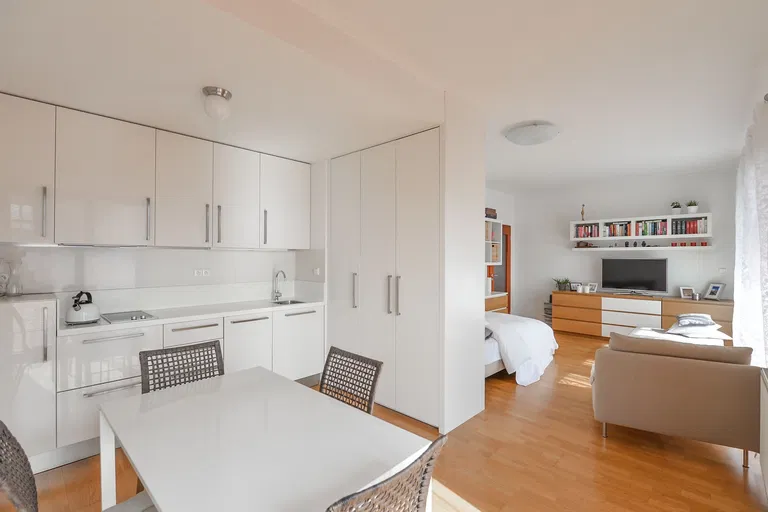 Heinemannova, Dejvice - Praha 6 | Prodej, Byt, 1+kk, 44 m²