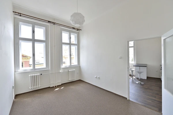 Šafaříkova, Vinohrady - Prague 2 | Rent, Apartment, Two-bedroom (3+kk), 50 m²