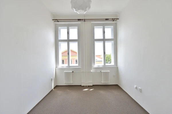 Šafaříkova, Vinohrady - Prague 2 | Rent, Apartment, Two-bedroom (3+kk), 50 m²