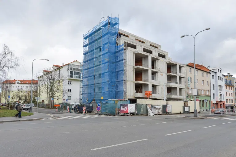 Vršní, Kobylisy - Prague 8 | Sale, Apartment, Studio (1+kk), 53 m²