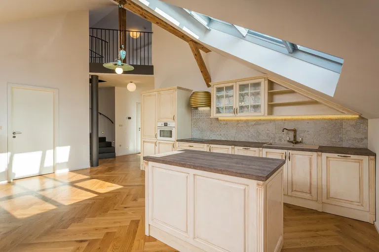 Wenzigova, Vinohrady - Prague 2 | Sale, Apartment, Two-bedroom (3+kk), 145 m²