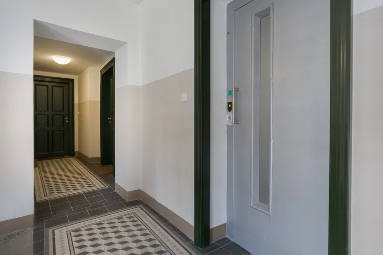 Wenzigova, Vinohrady - Prague 2 | Sale, Apartment, Two-bedroom (3+kk), 145 m²