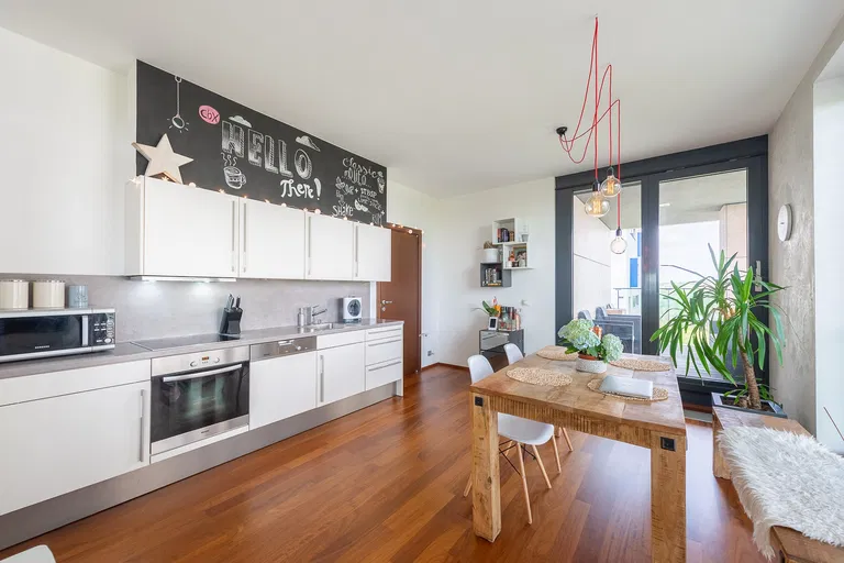 K Sídlišti, Nusle - Prague 4 | Sale, Apartment, Two-bedroom (3+kk), 80 m²