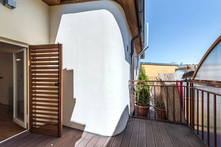 Jagellonská, Vinohrady - Prague 3 | Sale, Apartment, Two-bedroom (3+kk), 107 m²