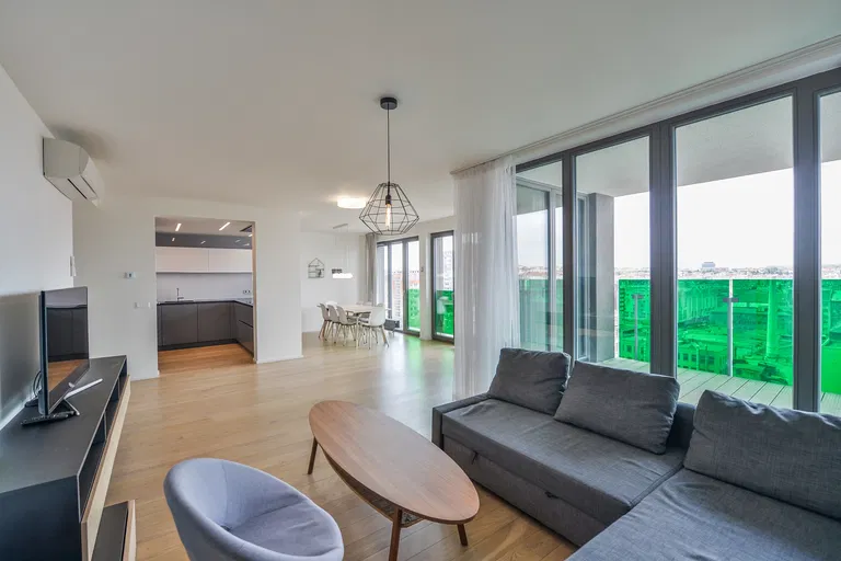 Altajská, Vršovice - Prague 10 | Sale, Apartment, Three-bedroom (4+kk), 167 m²