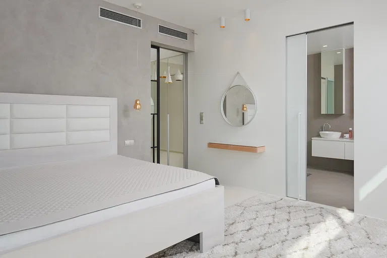 U Dívčích hradů, Radlice - Prague 5 | Sale, Apartment, Four-bedroom (5+kk), 348 m²