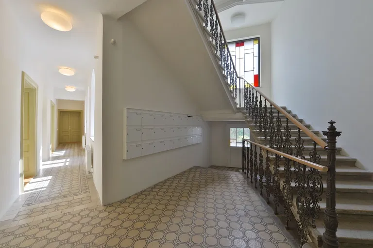 Biskupská, Brno - střed - Brno-město | Sale, Apartment, One-bedroom (2+kk), 179 m²