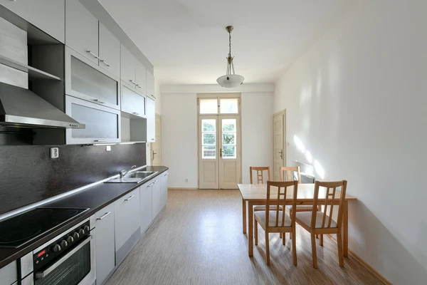 Bubenečská, Bubeneč - Prague 6 | Rent, Apartment, Three-bedroom (4+1), 157 m²