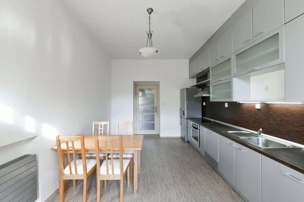 Bubenečská, Bubeneč - Prague 6 | Rent, Apartment, Three-bedroom (4+1), 157 m²