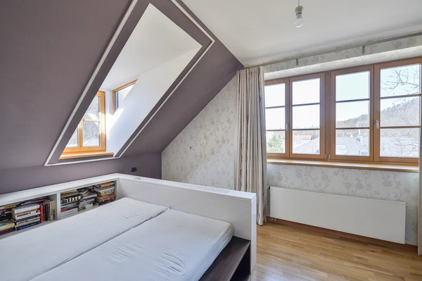 Ke Kulišce, Dejvice - Prague 6 | Sale, House, Five-bedroom (6+kk)