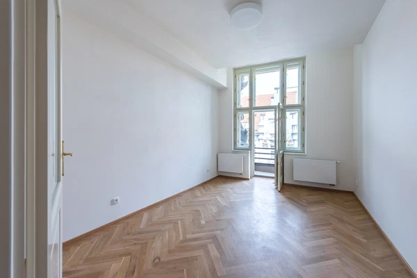 Myslíkova, Nové Město - Prague 2 | Rent, Apartment, One-bedroom (2+kk), 70 m²