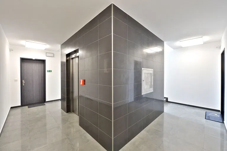 Donská, Vršovice - Praha 10 | Pronájem, Byt, 1+kk, 48 m²