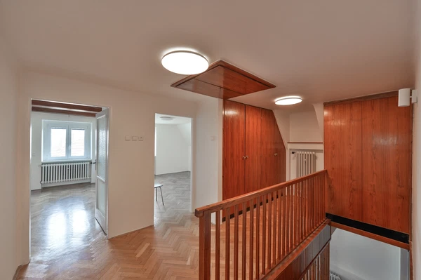 Nad Libří, Velká Chuchle - Prague 5 | Rent, House, Four-bedroom (5+1)