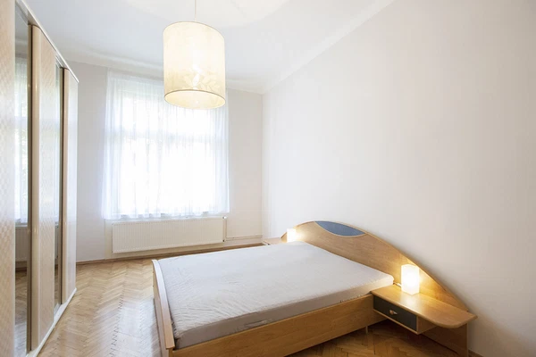 Lucemburská, Vinohrady - Prague 3 | Rent, Apartment, Two-bedroom (3+kk), 85 m²